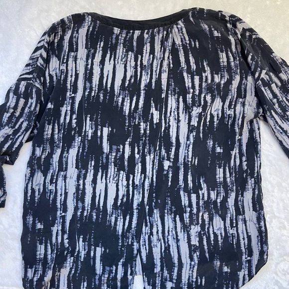 Robbi & Nikki Women's 100% Silk Watercolor Striped Design Open Back Top Size L - Picture 5 of 9